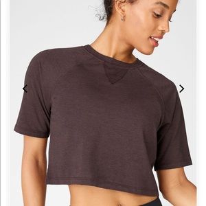 NWOT Fabletics Loveday Short-Sleeve Raglan Crop